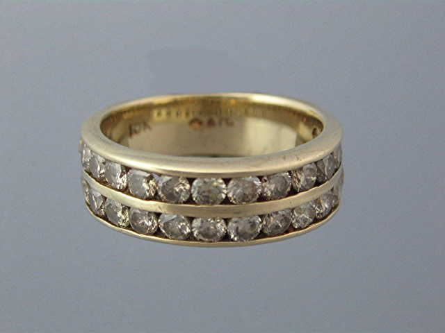 Ring Diamond 2.5 Ct and 10K Yellow Gold Anniversary
