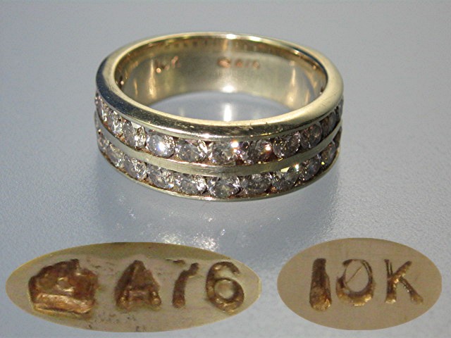 Ring Diamond 2.5 Ct and 10K Yellow Gold Anniversary
