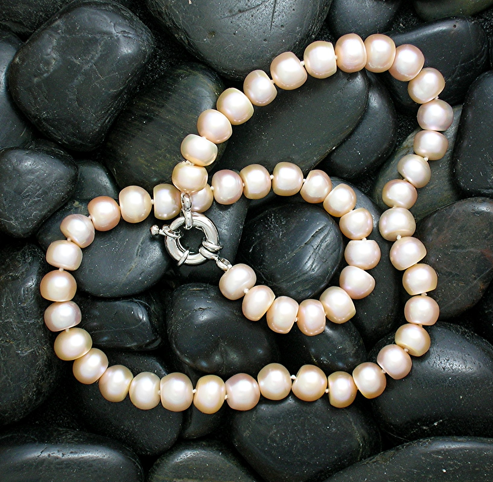 Pink Freshwater Pearl Necklace 8.6mm