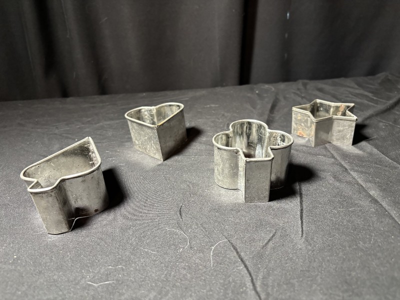 Metal Cookie Cutters Lot of 4 - Spade Heart Club Star