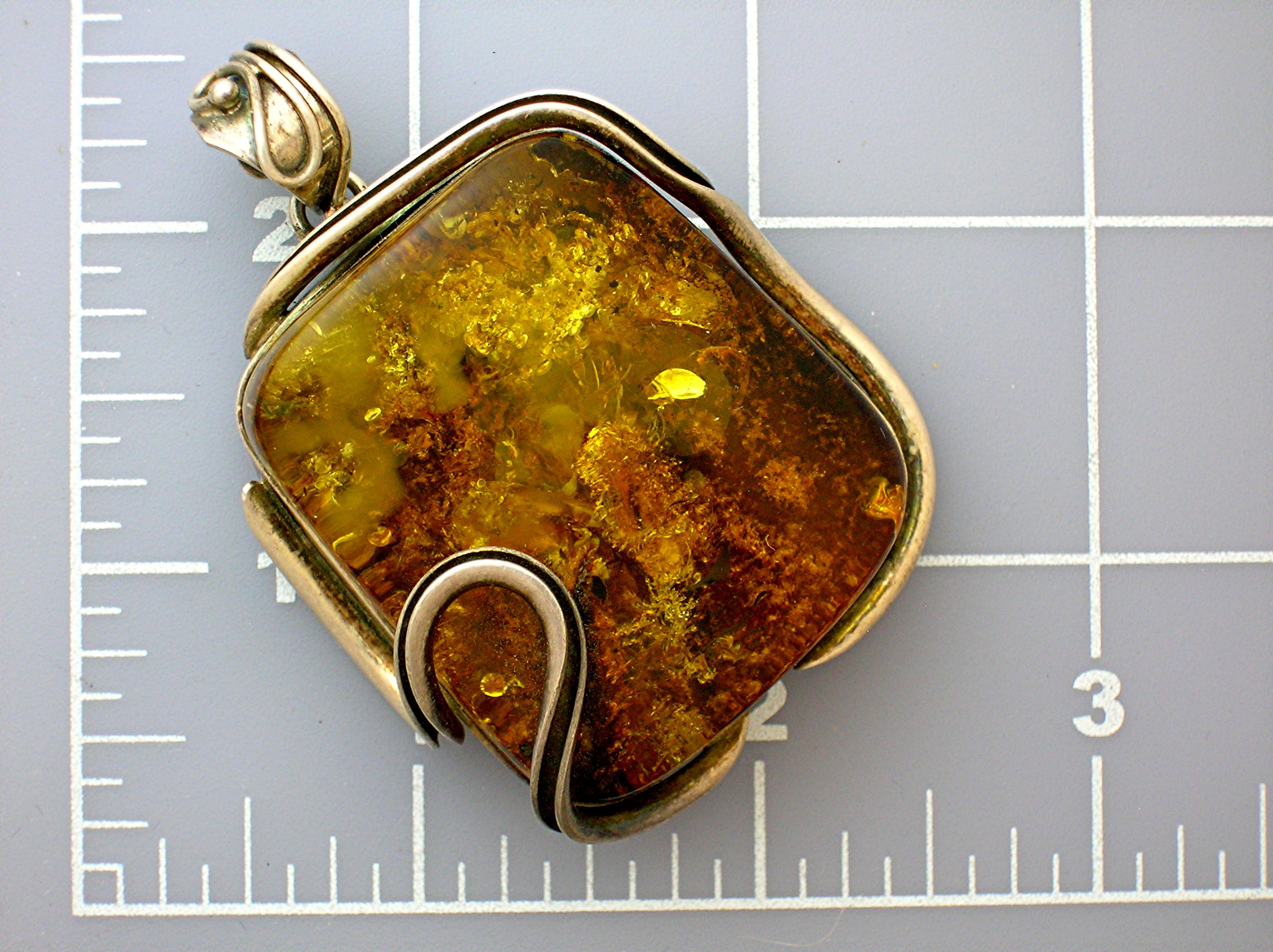 Baltic Golden AMBER Sterling Silver Pendant