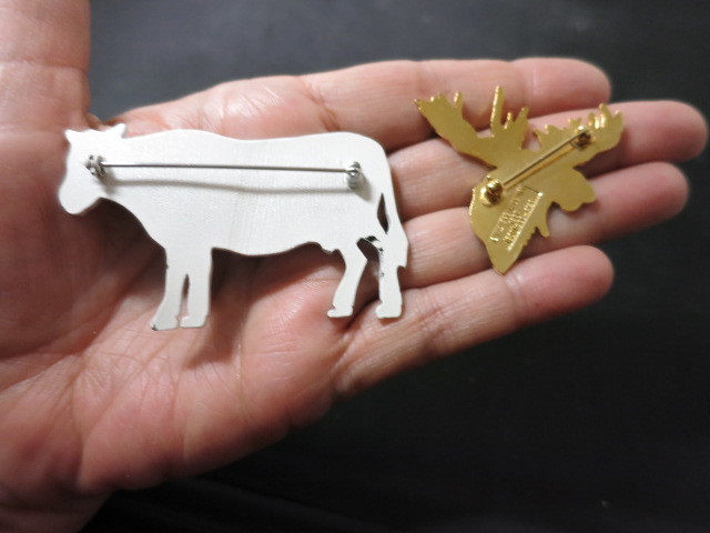 Vintage Cow Pin unsigned circa 1980s