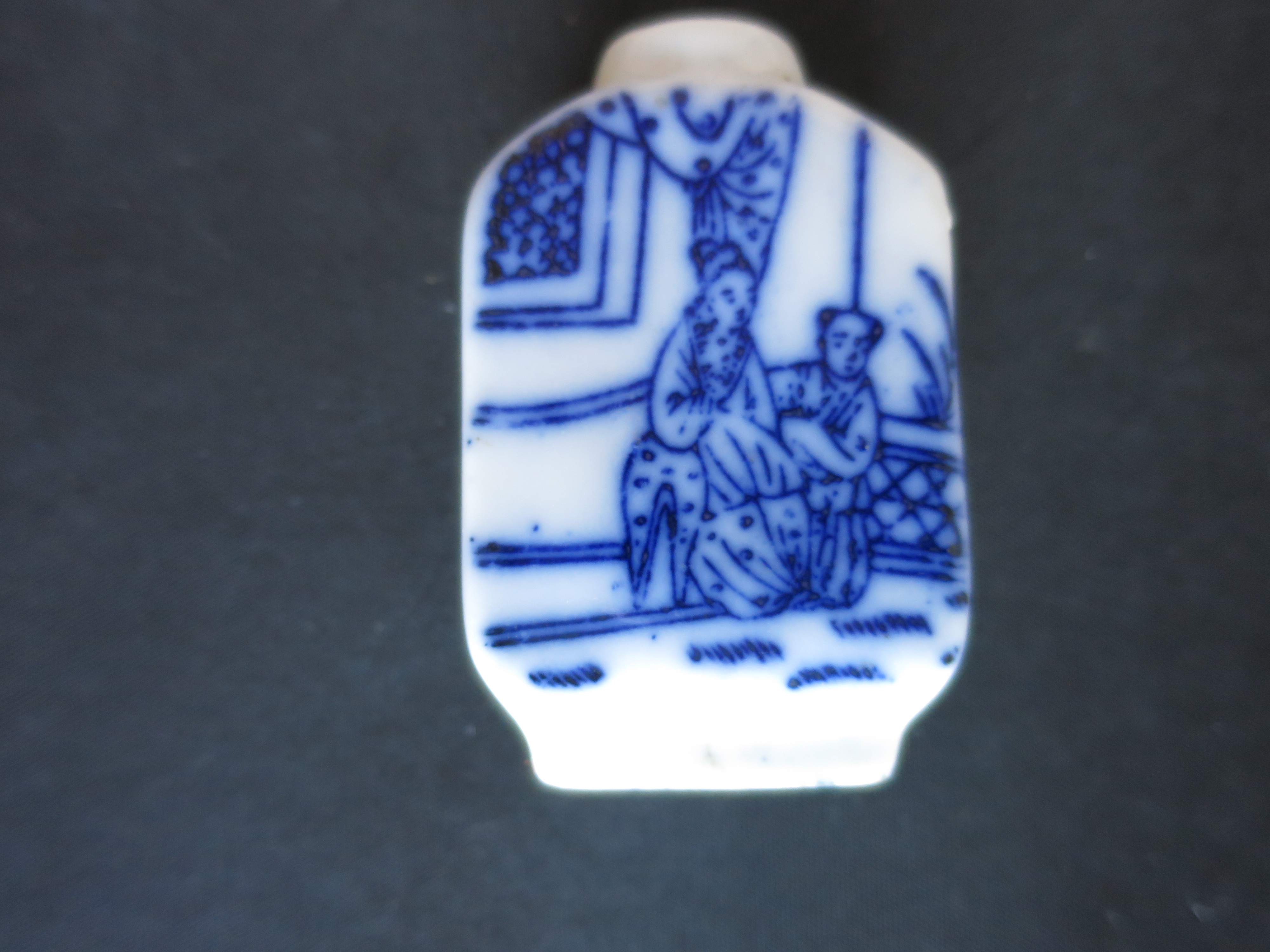 Chinese Snuff Bottle Cobalt blue on Porcelain no stoppe