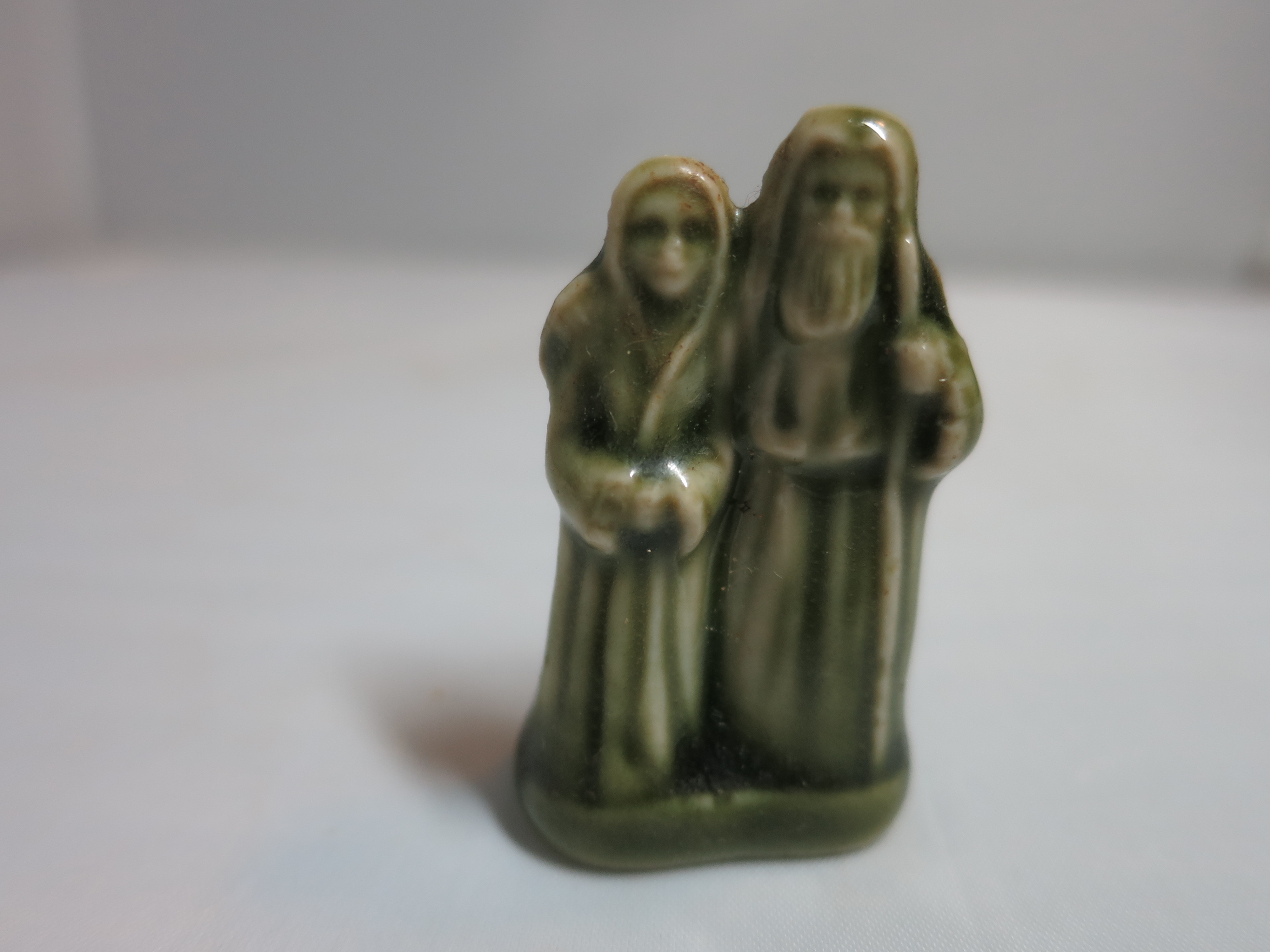 Noah and his Wife Wade England Figurine Noah's Ark Series