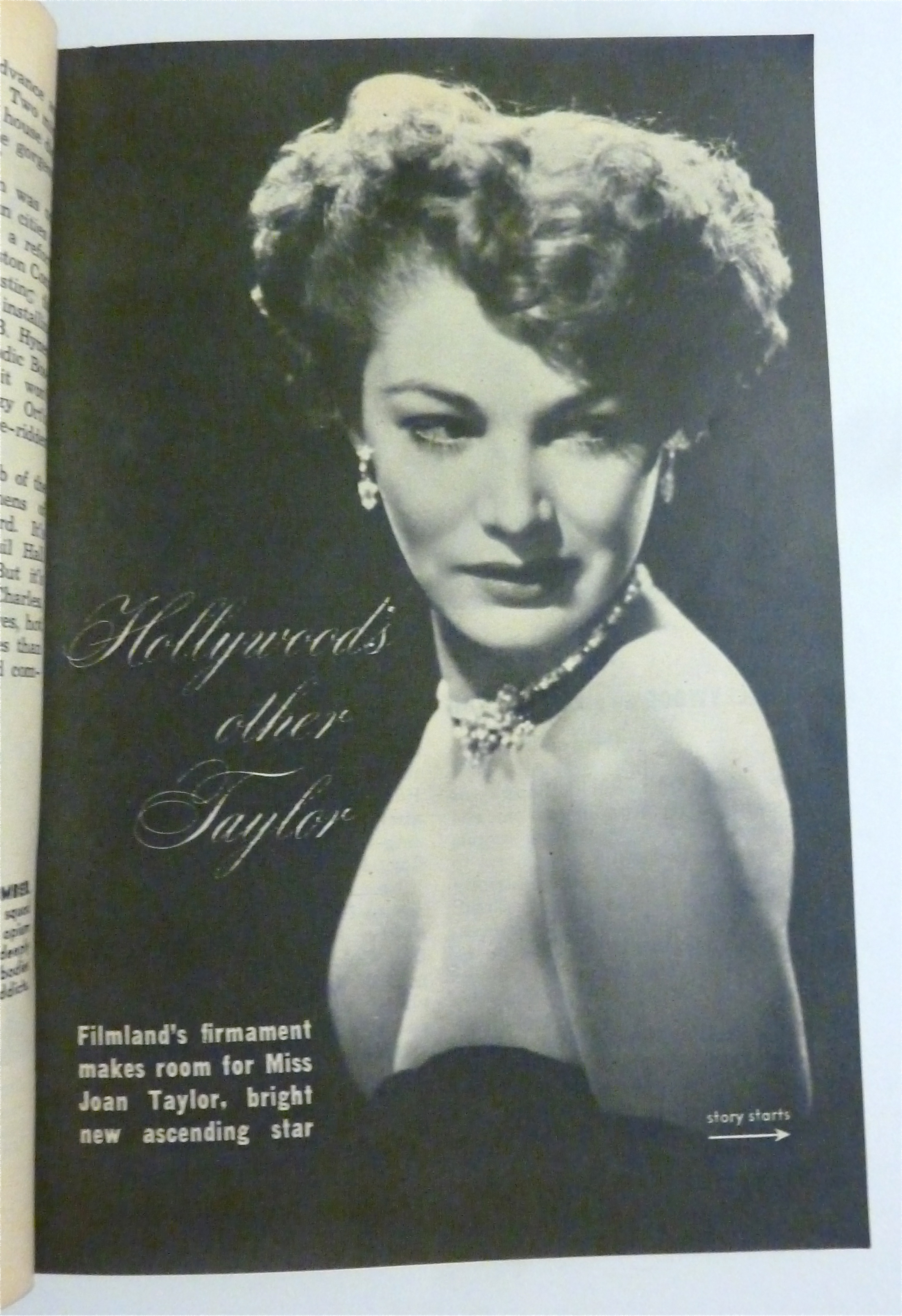 Photo Magazine - December 1952 - Katyn Massacre