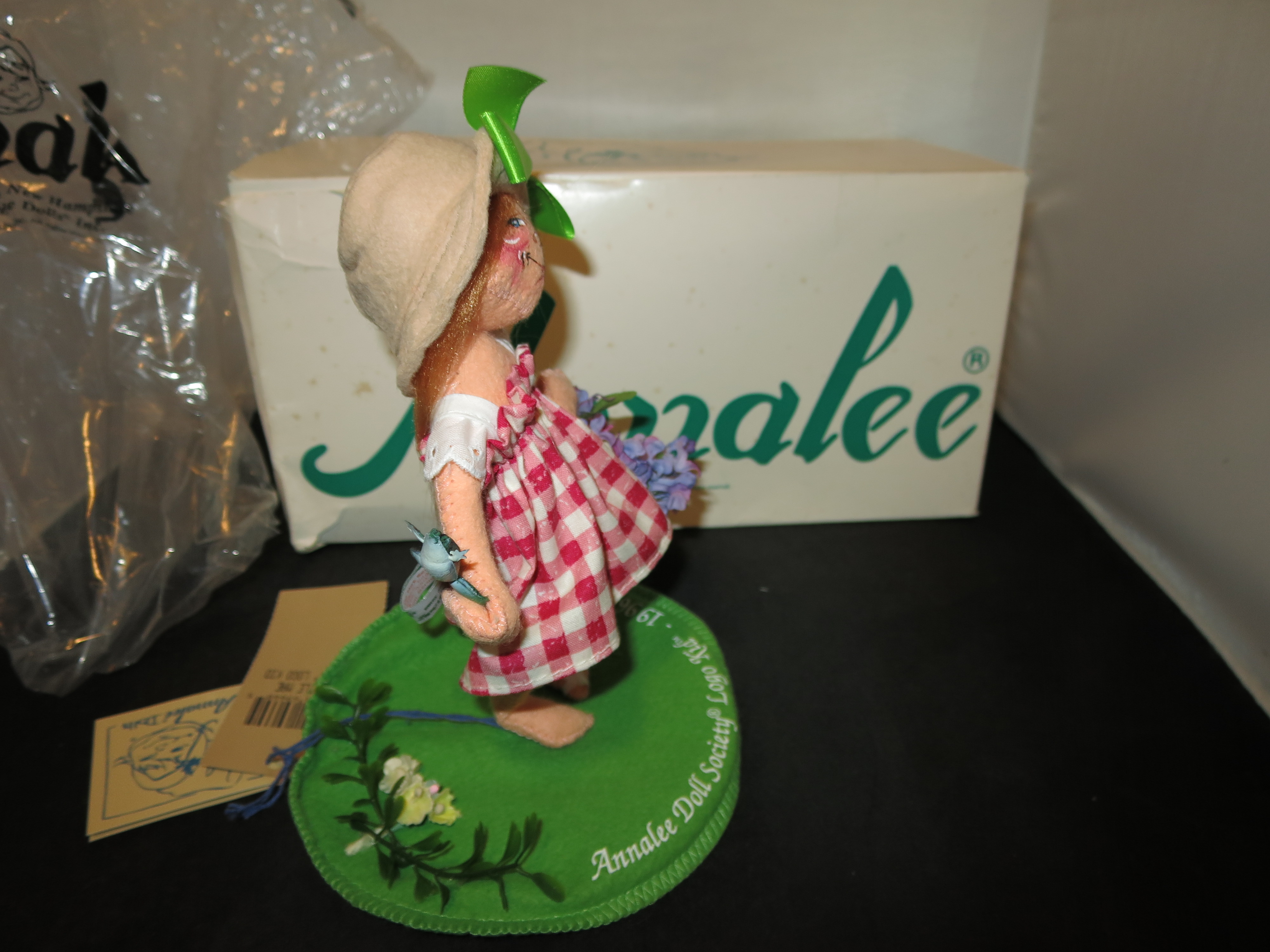 Annalee Doll Little Mae Flowers Logo Kid 96 97 with pin