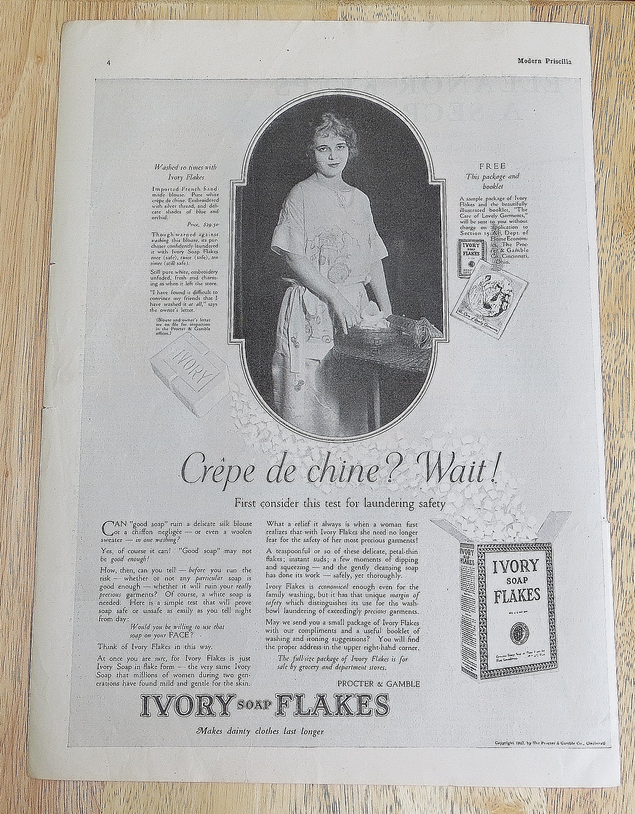 1923 Ivory Soap Flakes With Lovely Woman