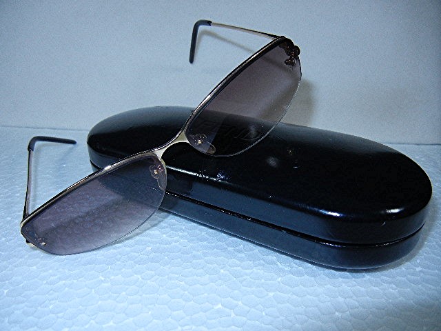 Fendi Ladies Sunglasses With Case
