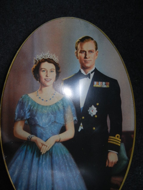 Queen Elizabeth and Phillip Biscuit Tin Carlisle Englan
