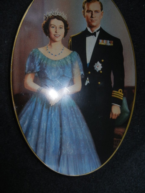 Queen Elizabeth and Phillip Biscuit Tin Carlisle Englan