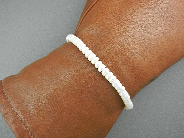 14K Gold Clasp Freshwater Pearls Bracelet
