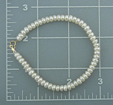 14K Gold Clasp Freshwater Pearls Bracelet