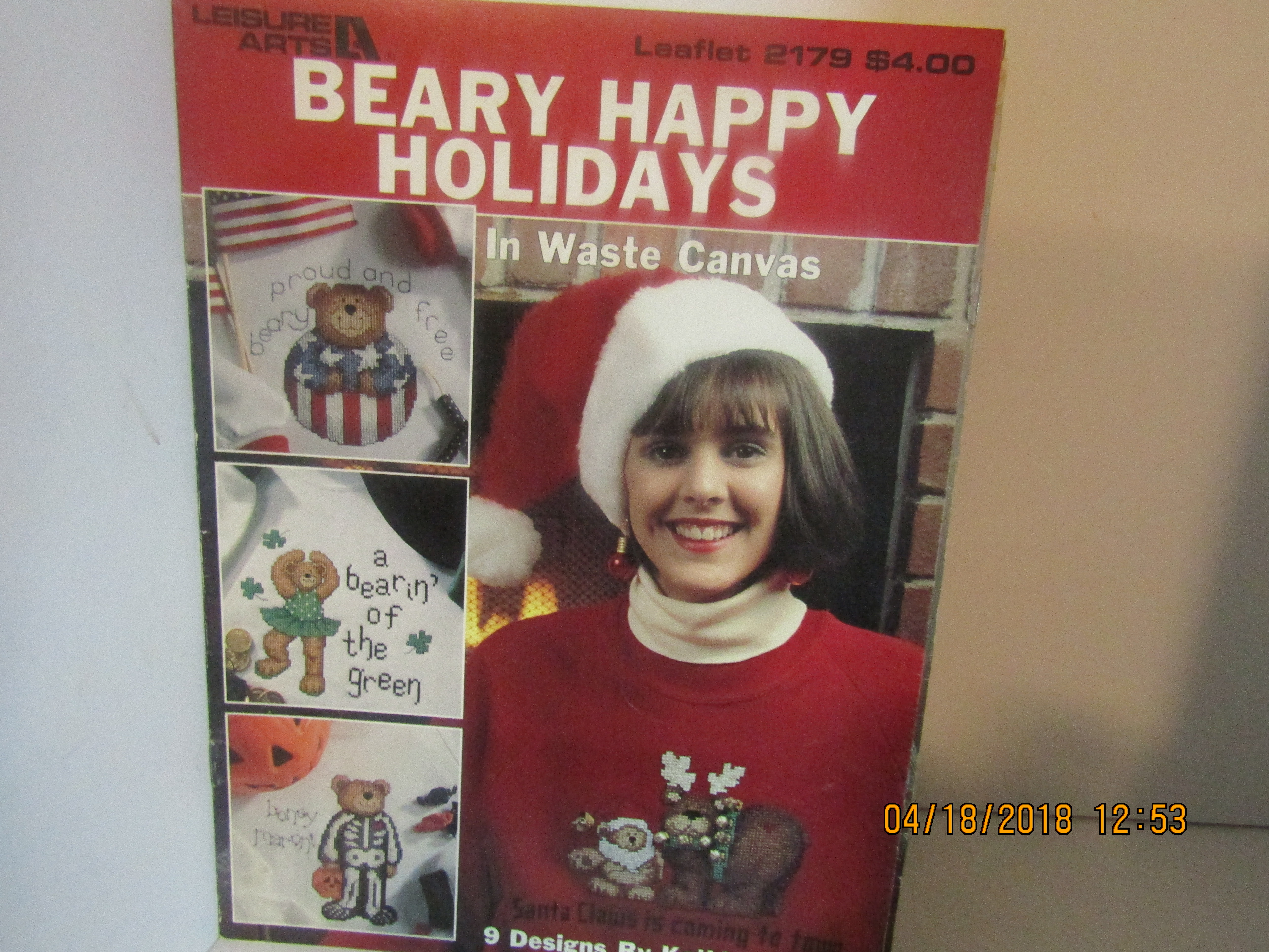 Leisure Arts Beary Happy Holidays In Waste Canvas #2179