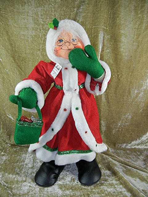 Christmas Annalee Mrs Santa with tag 18 inches