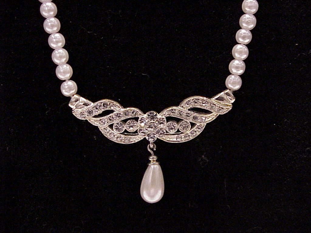 Wedding Style Pearl Choker Necklace With Rhinestone And Pearl Drop