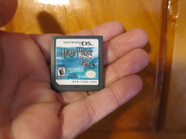 Nintendo DS Lite model no USG-001 gray Console Case Charger 7 gam