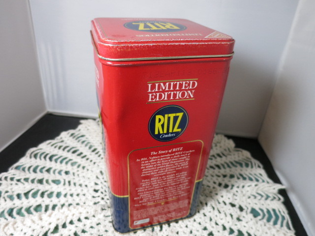 Vintage Ritz Crackers Nabisco Limited Edition Tin 1987 Dents Rust