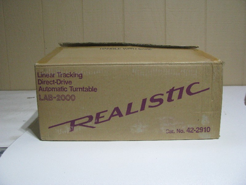 Vintage Realistic LAB-2000 Linear Tracking Direct-Drive Automatic Turntable New In Box & Manual