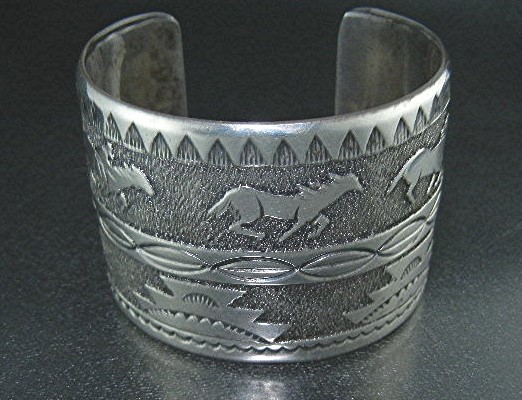 Navajo Tommy Singer Snr Horses Sterling Silver Cuff