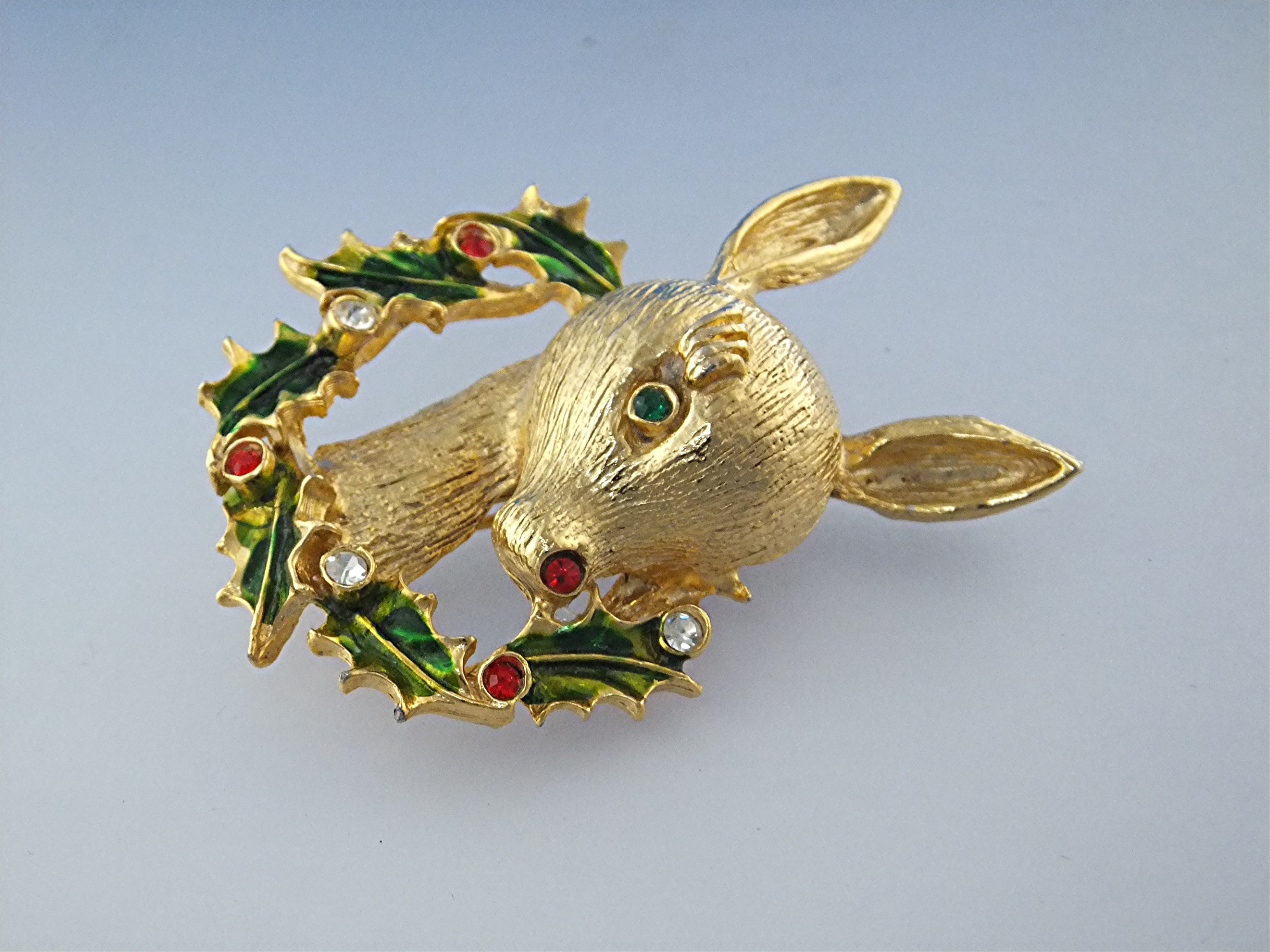 Brooch Pin Christmas Rudolph Wreath Signed
