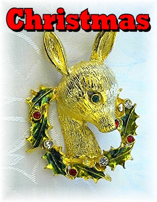 Brooch Pin Christmas Rudolph Wreath Signed