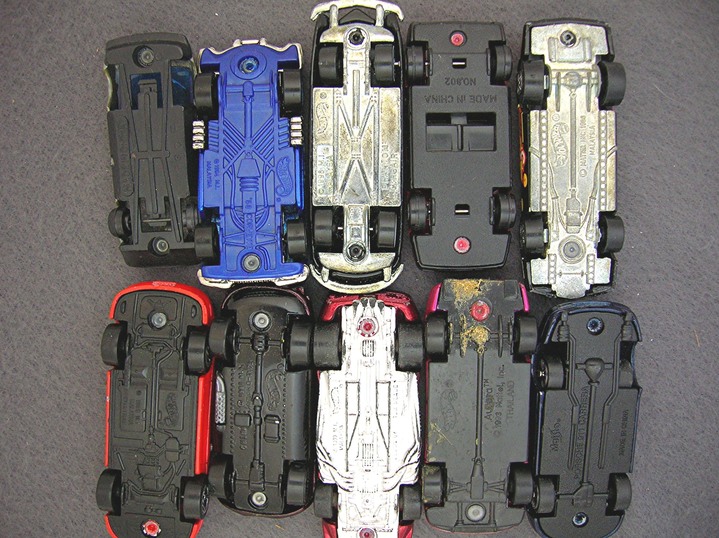 Lot #8 - 10 Diecast, Hot Wheels, style toy vehicles