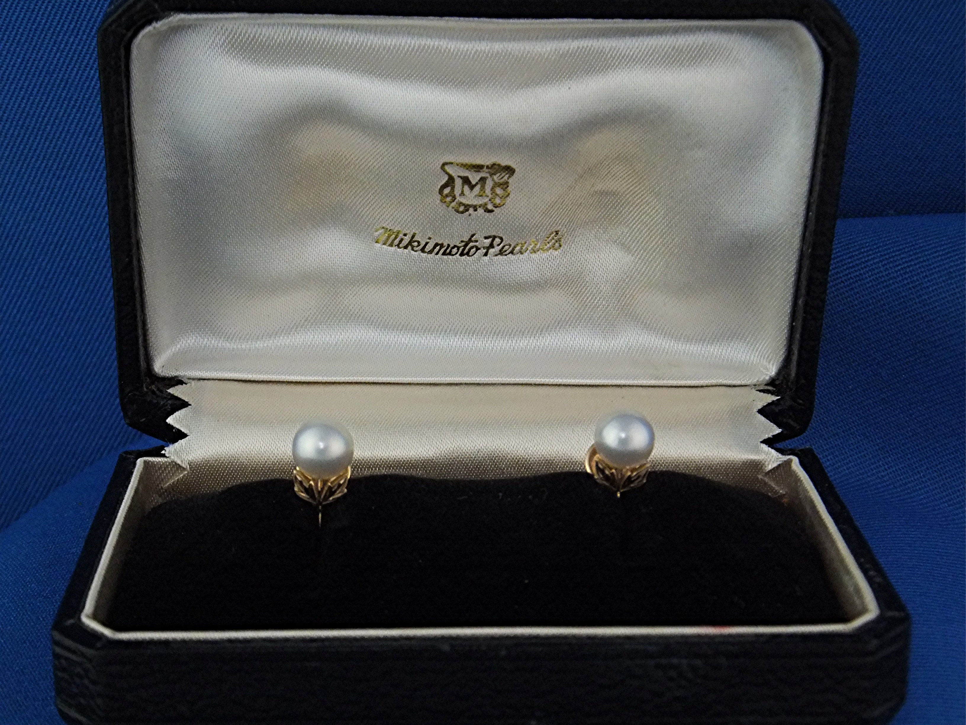 Earrings 14K Gold Pearls MIKIMOTO in Original Box