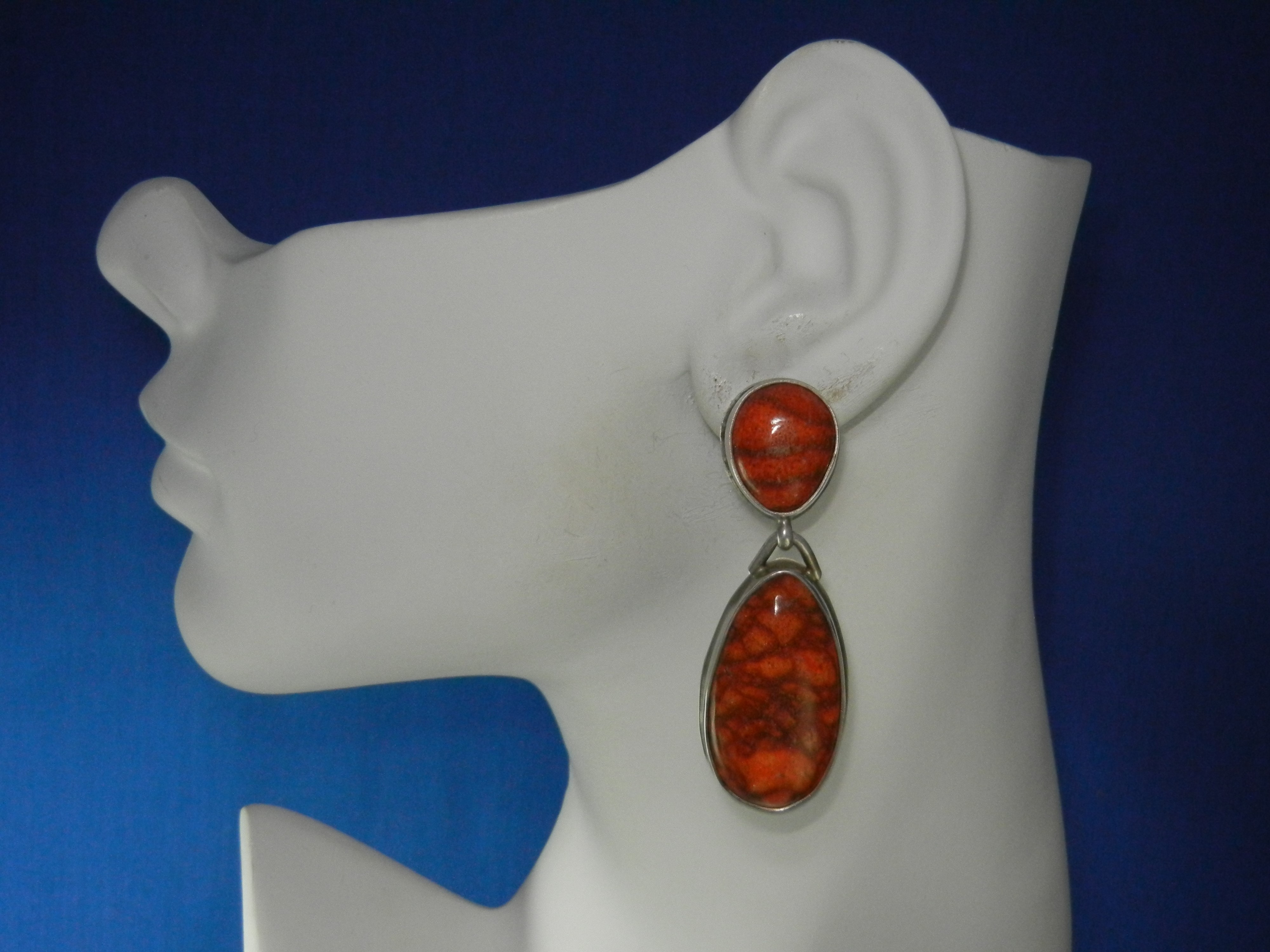 David Troutman Sterling Silver Apple Coral Clip Earring