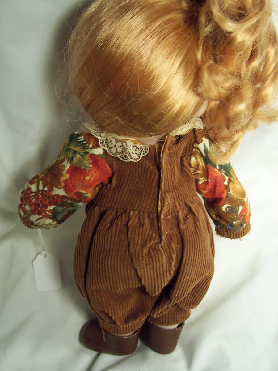 Precious Moments Doll Enesco 2000