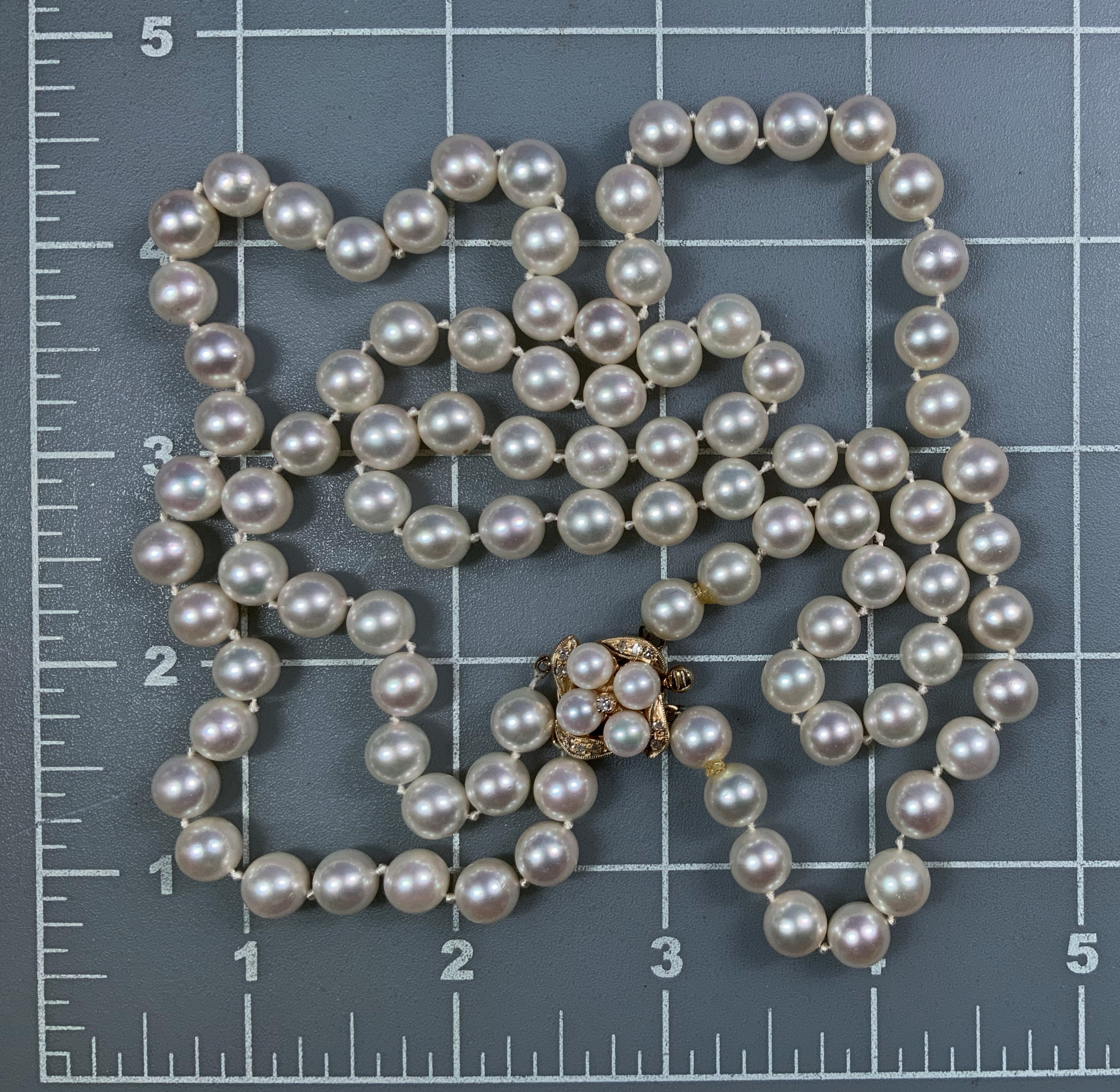 14K Yellow Gold Diamond Pearls Clasp 2 Row Cultured Pea