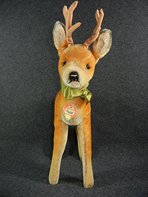 Steiff Vintage Buck Deer, 12 inches with tags