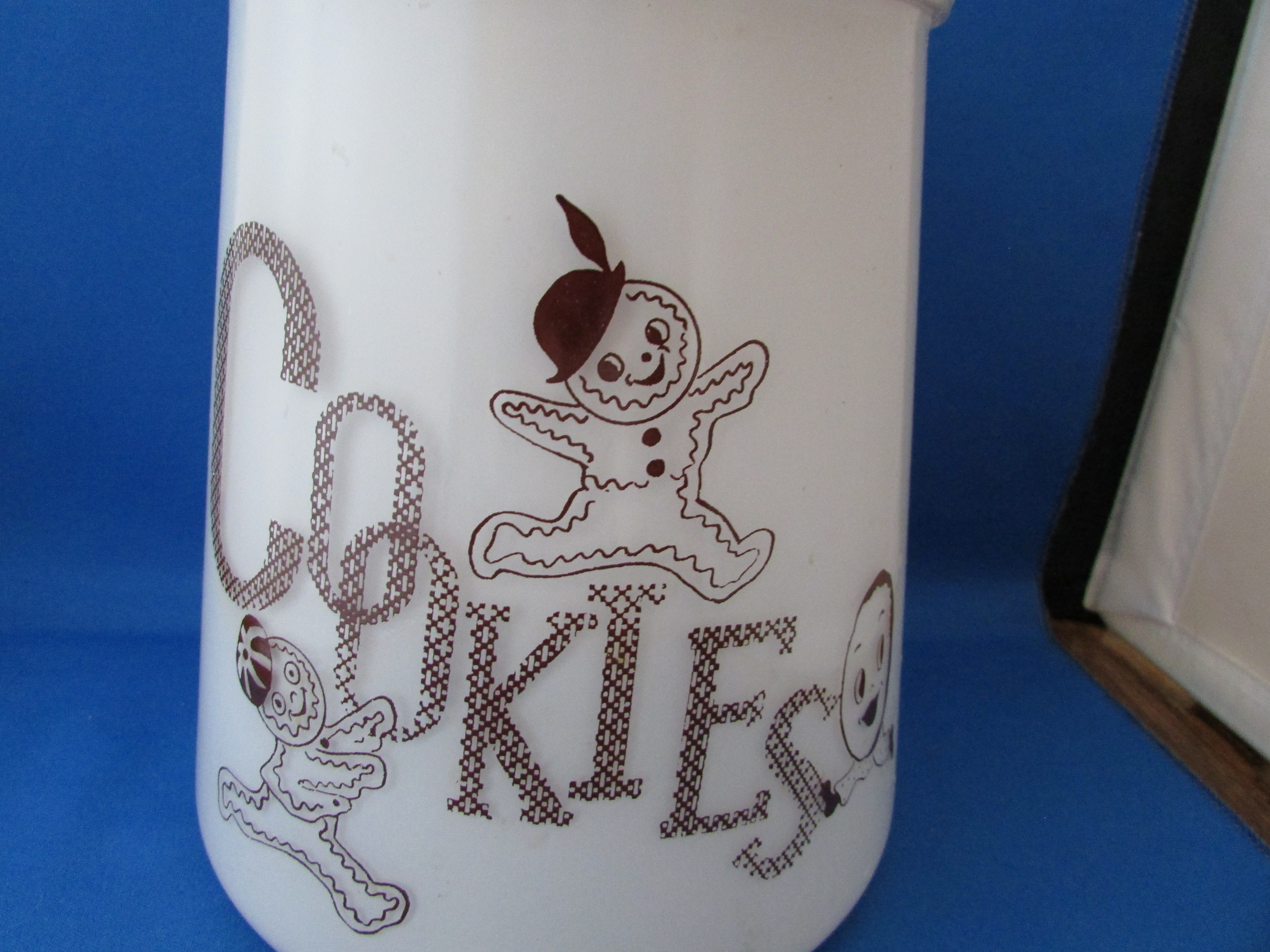 Running Cookies Cookie Jar