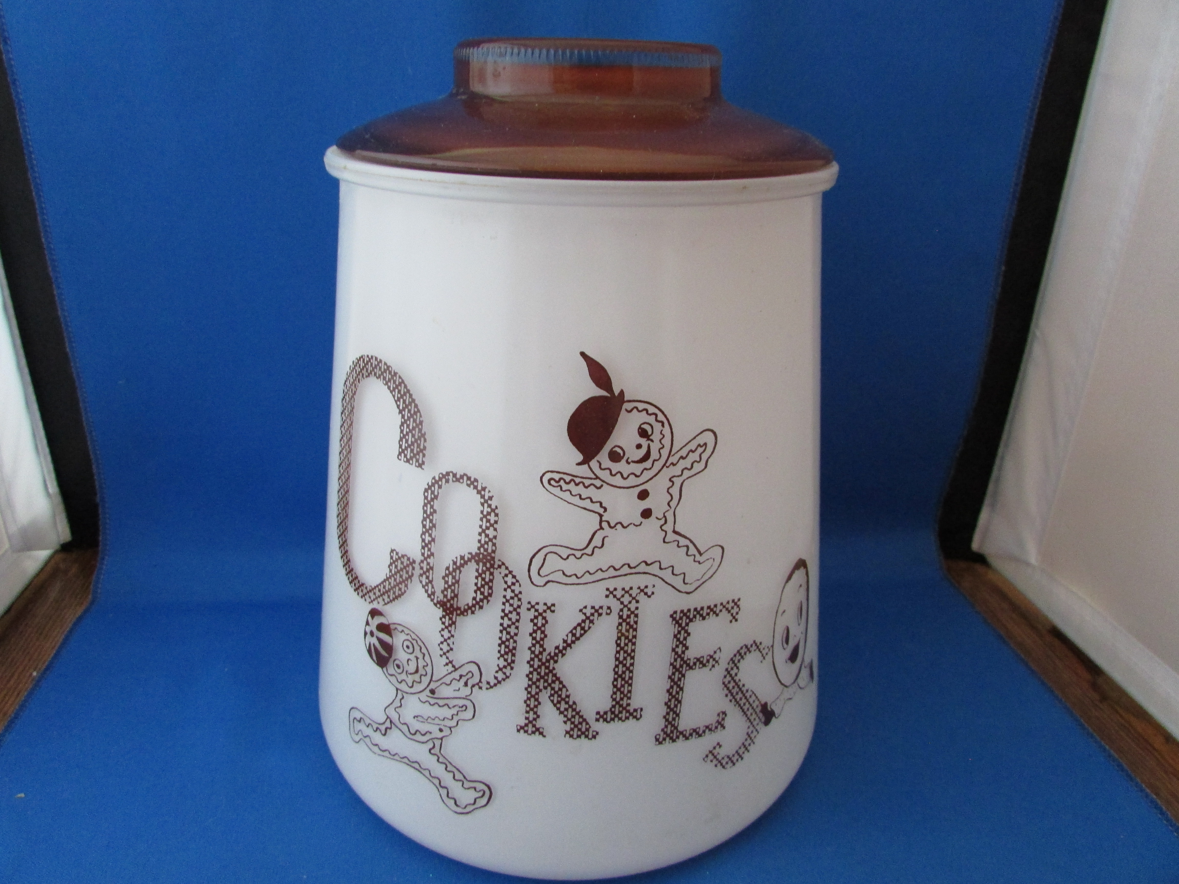 Running Cookies Cookie Jar
