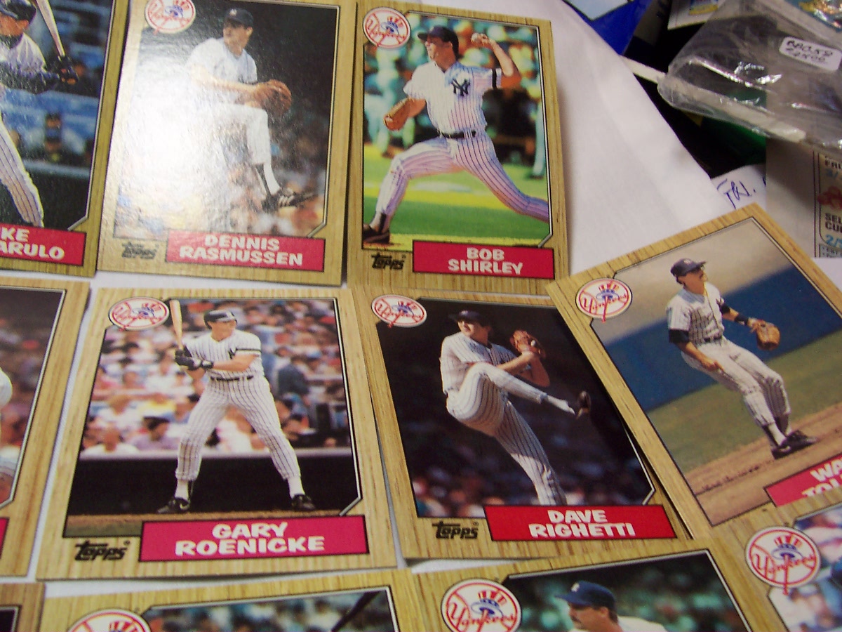 Baseball Cards N Y Yankees 30 card set 1987