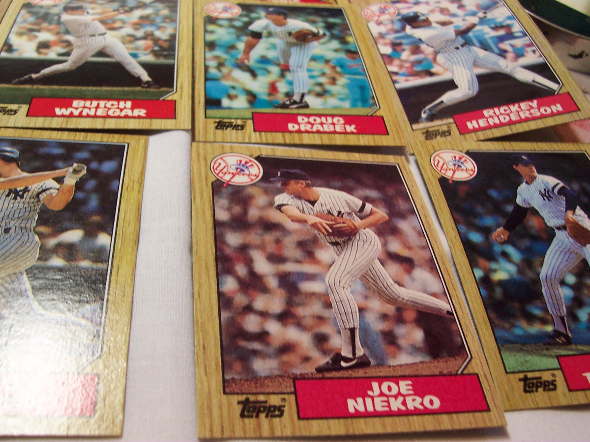 Baseball Cards N Y Yankees 30 card set 1987