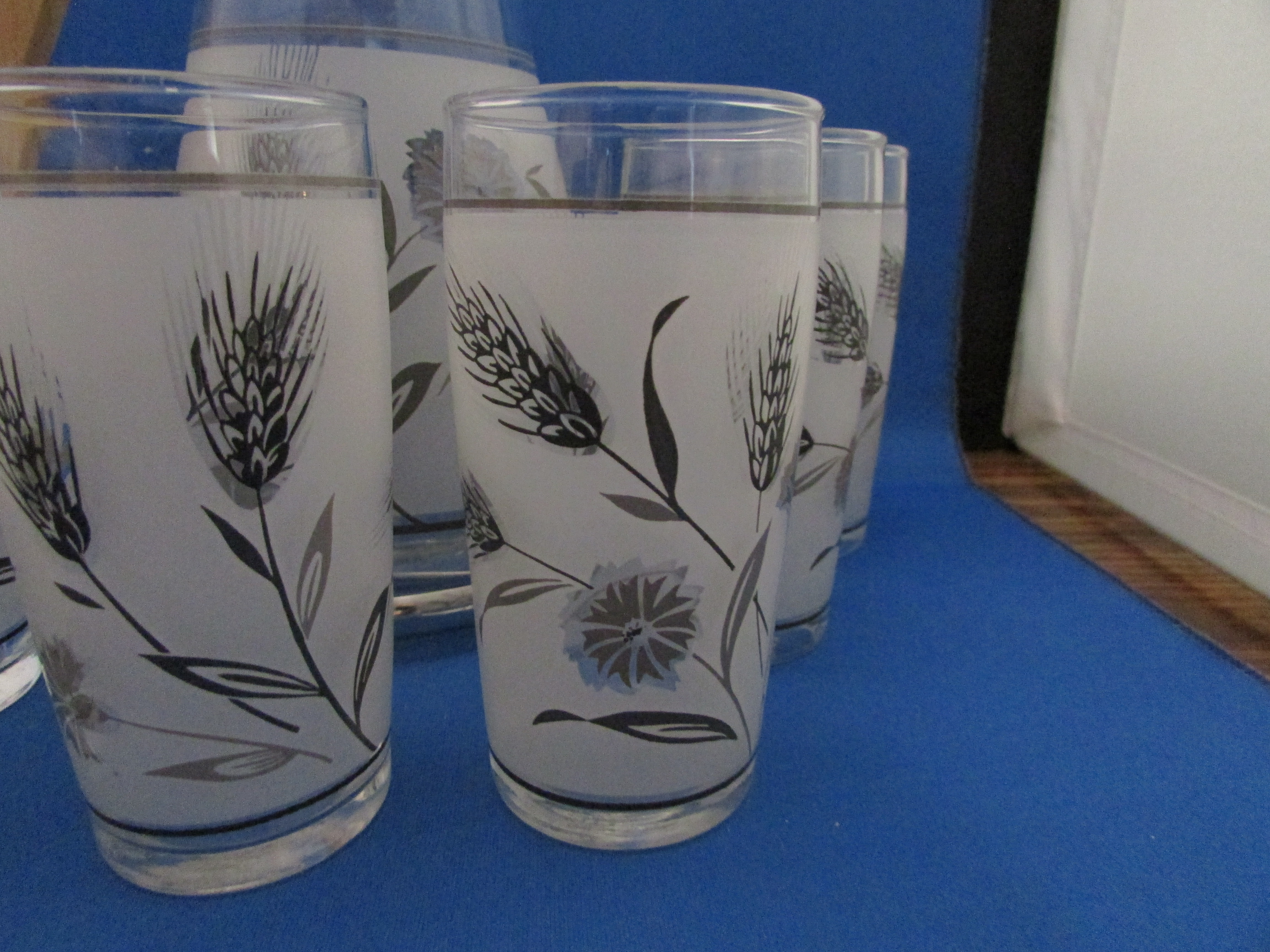 Libbey Foilage Juice Set