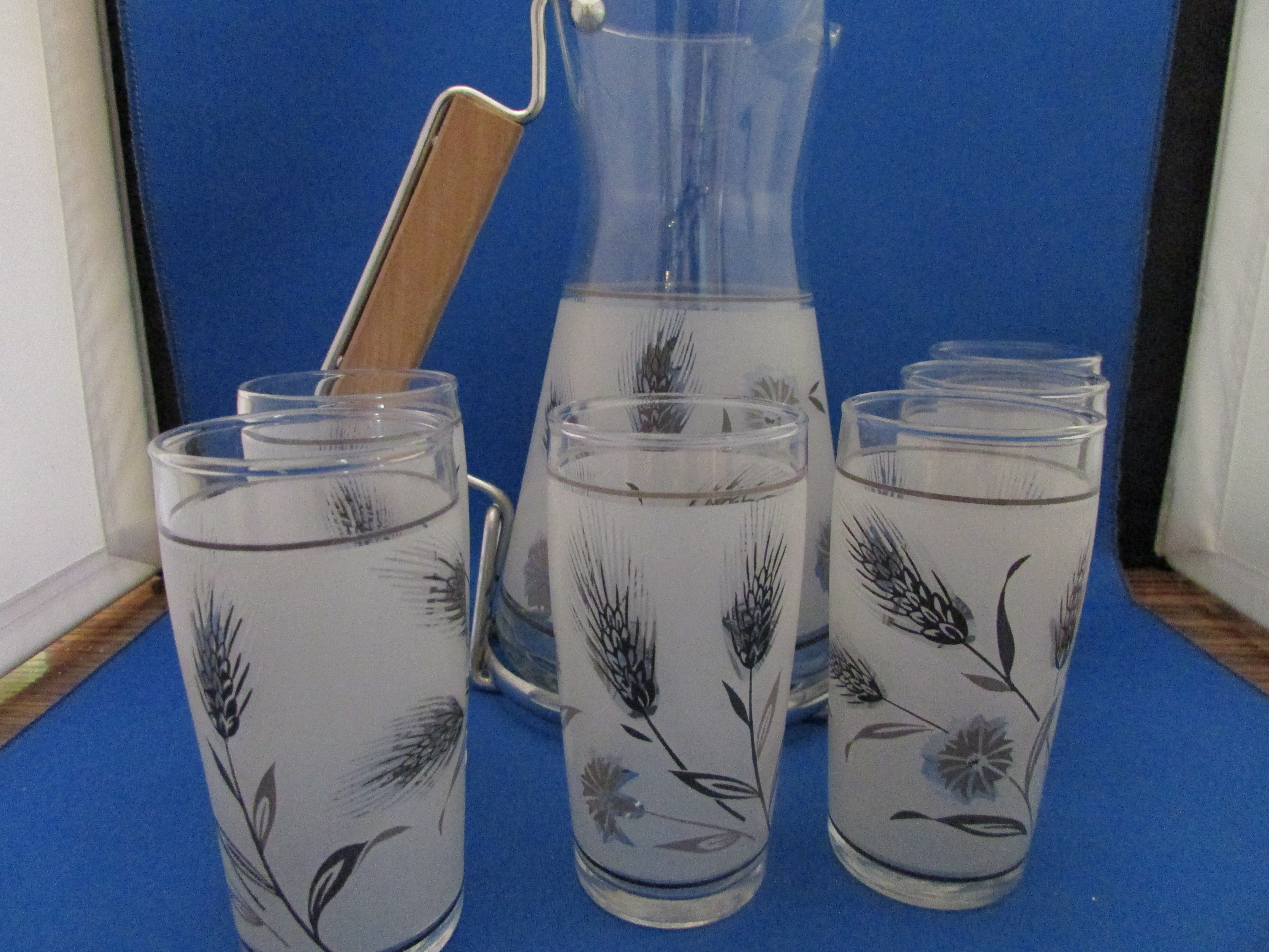 Libbey Foilage Juice Set