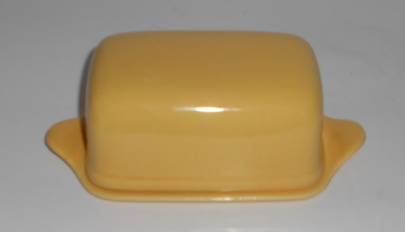 VINTAGE Bauer Pottery La Linda Yellow Butter Dish w/Lid