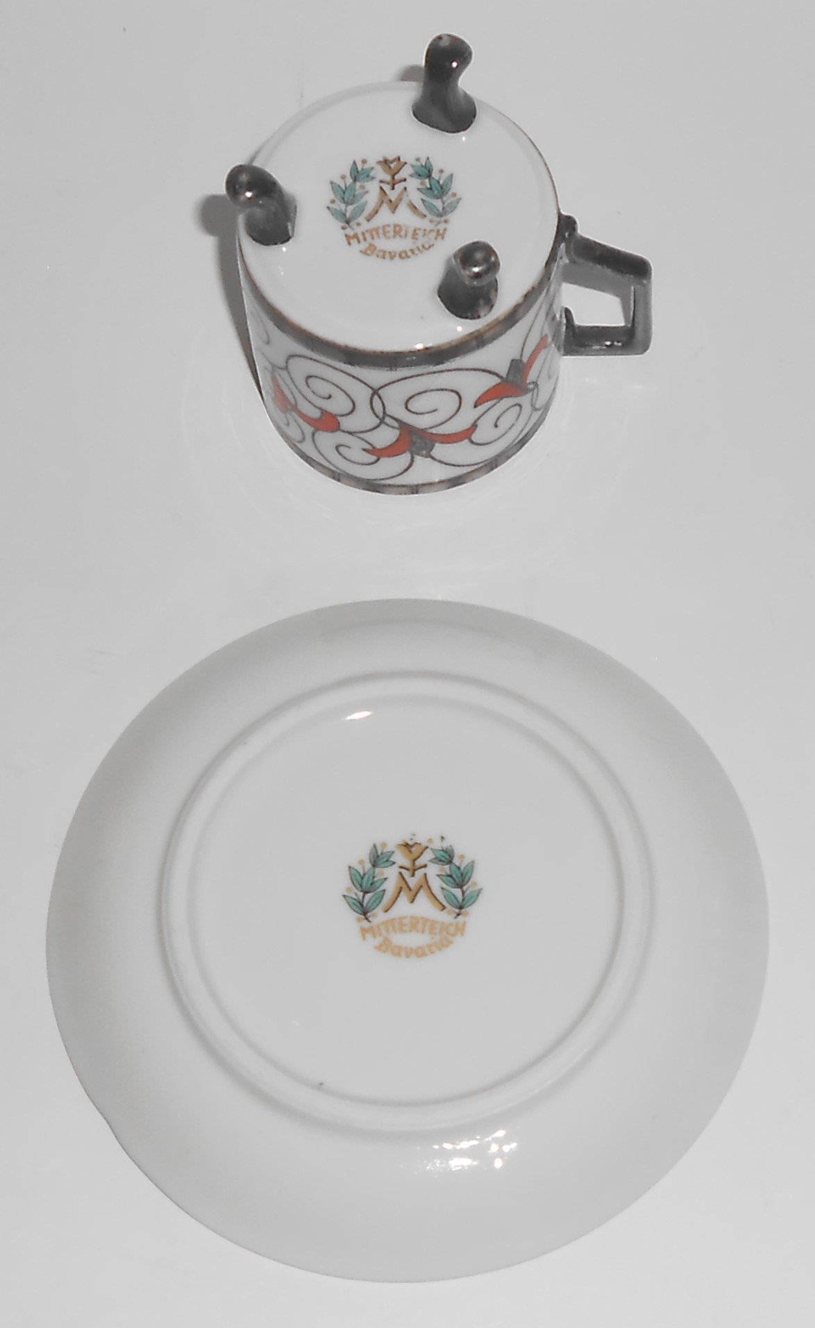 Mitterteich China Germany Porcelain Tri-footed Child's