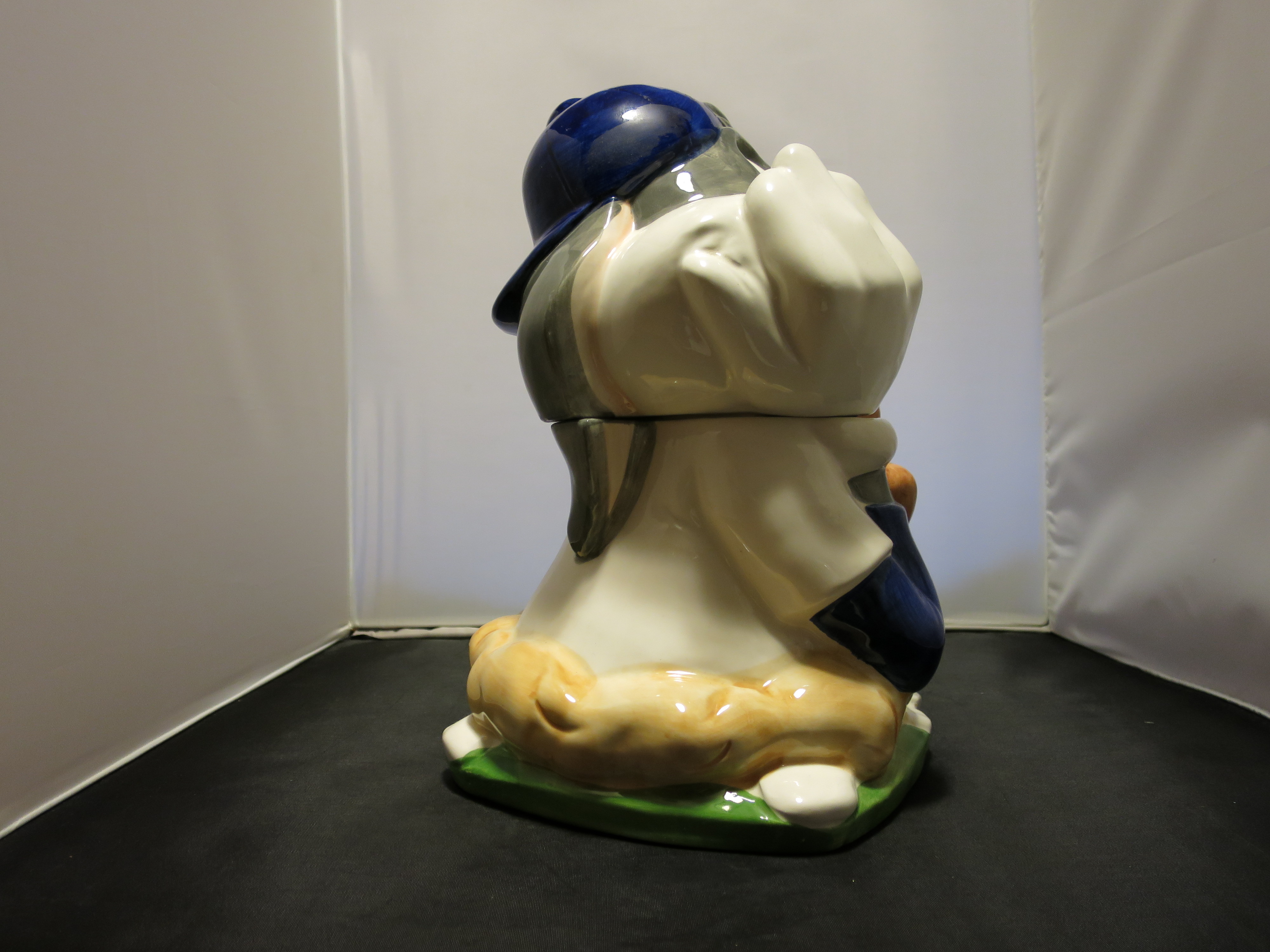 Bugs Bunny Baseball Warner Bros Cookie Jar 1993