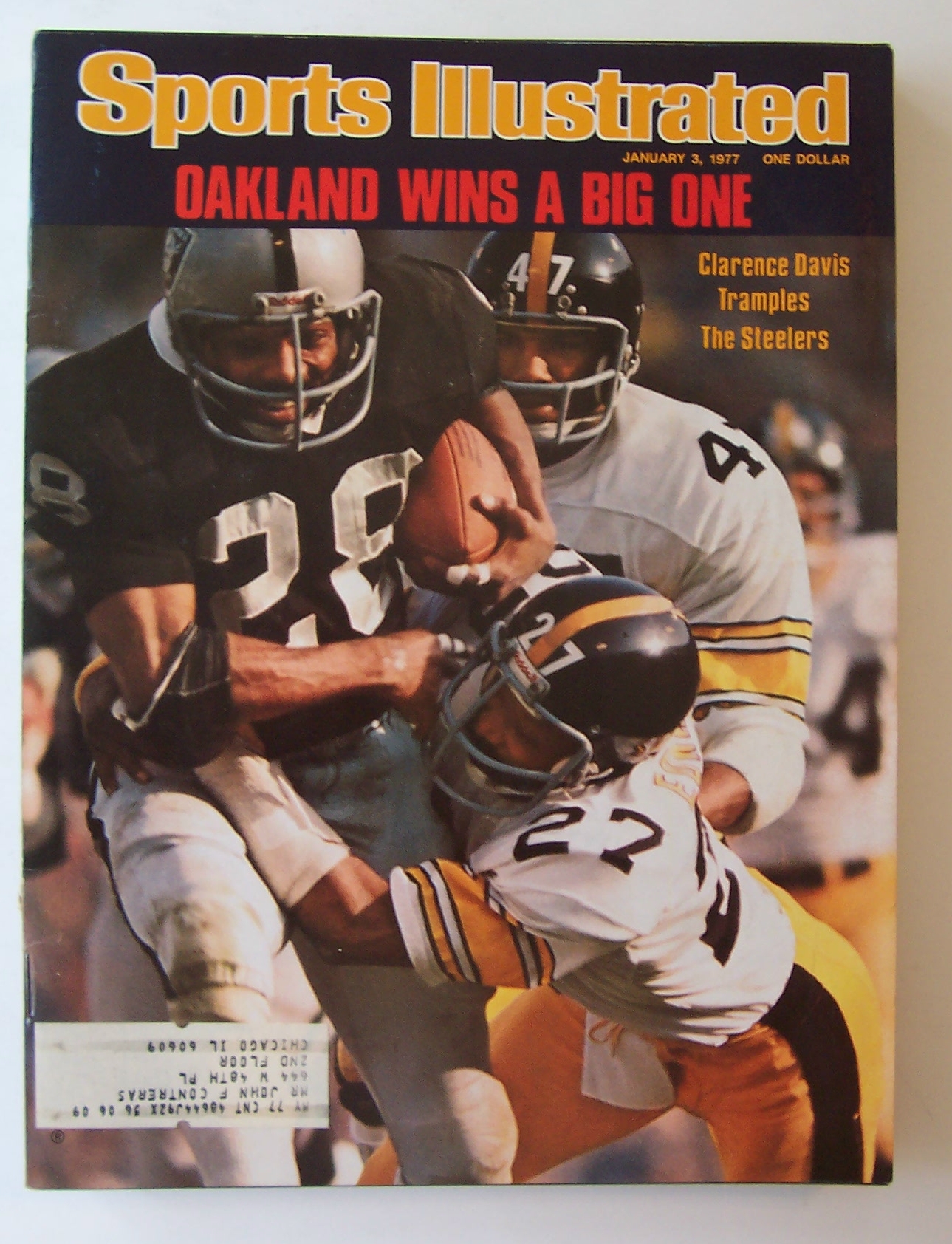 Sports Illustrated Magazine-Jan 3, 1977-Clarence Davis