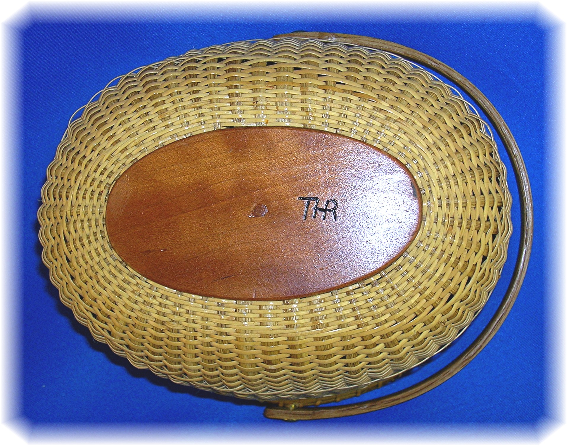 Nantucket Basket Signed 'Thr' Oval