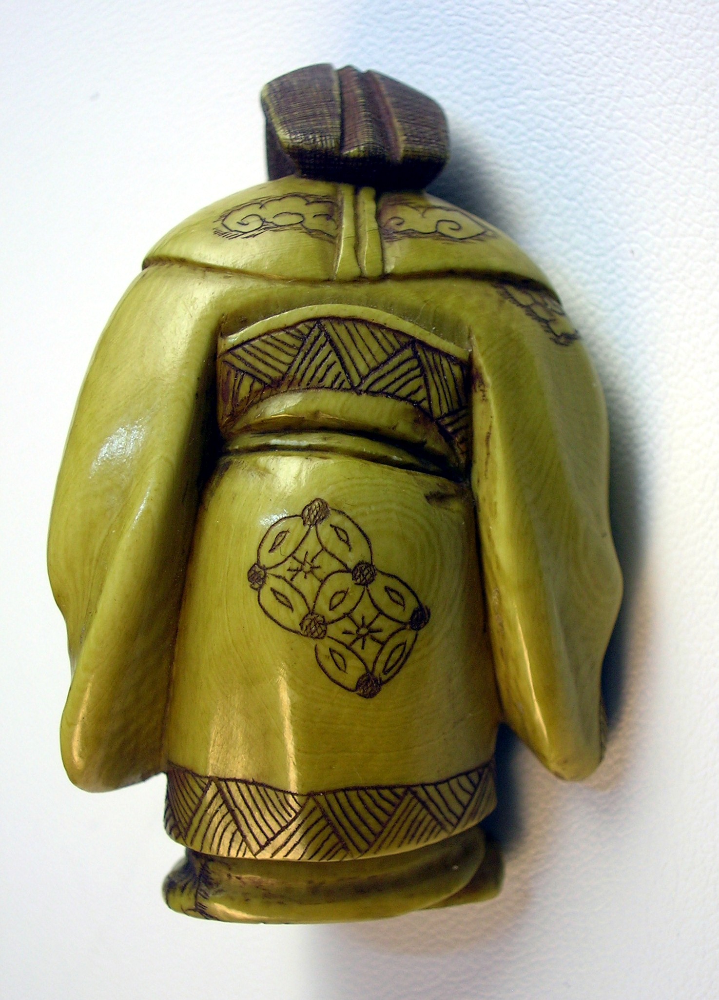 Small Bearded Ivory Signed Oriental Figurine