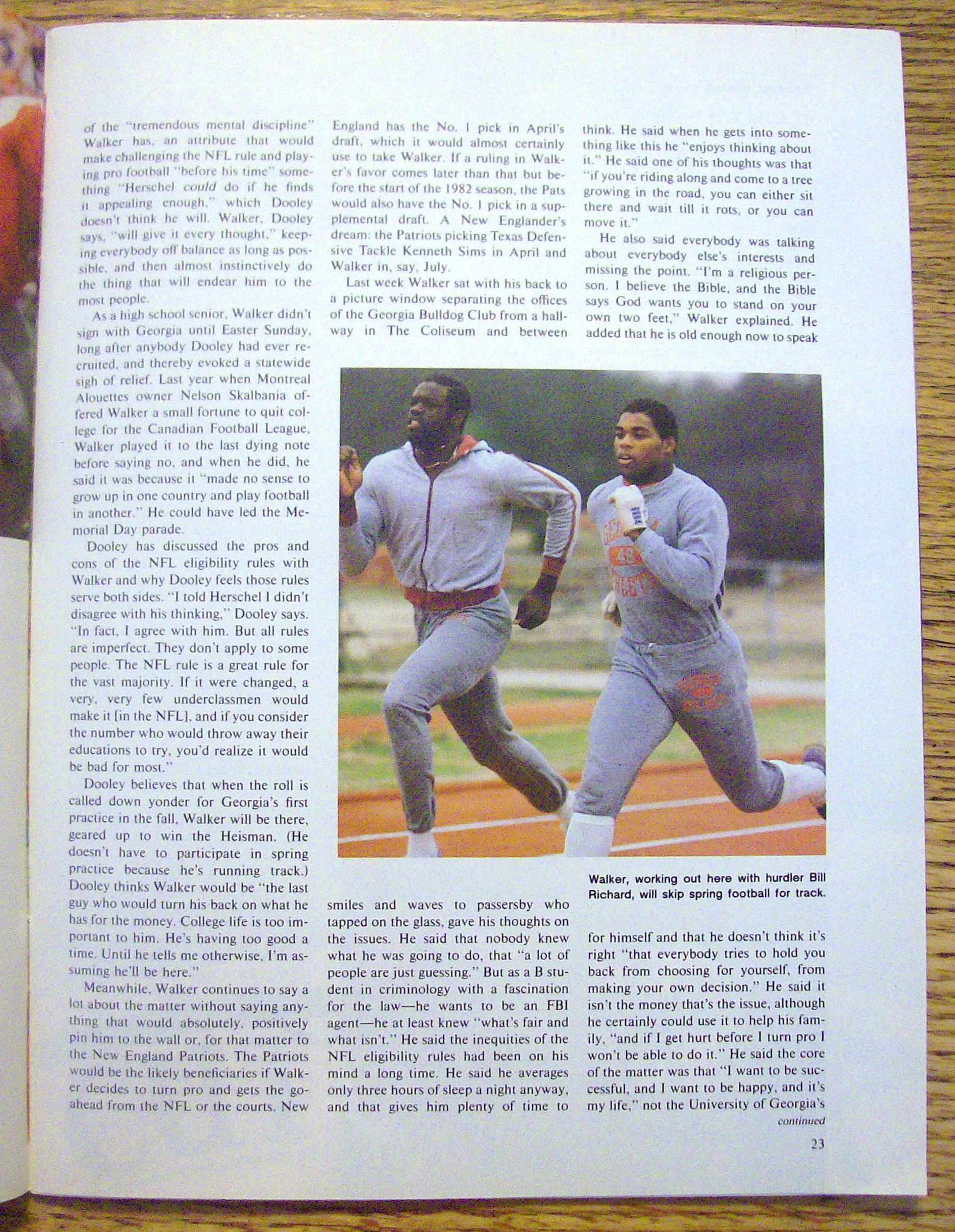 Sports Illustrated Magazine-Mar 1, 1982-Herschel Walker