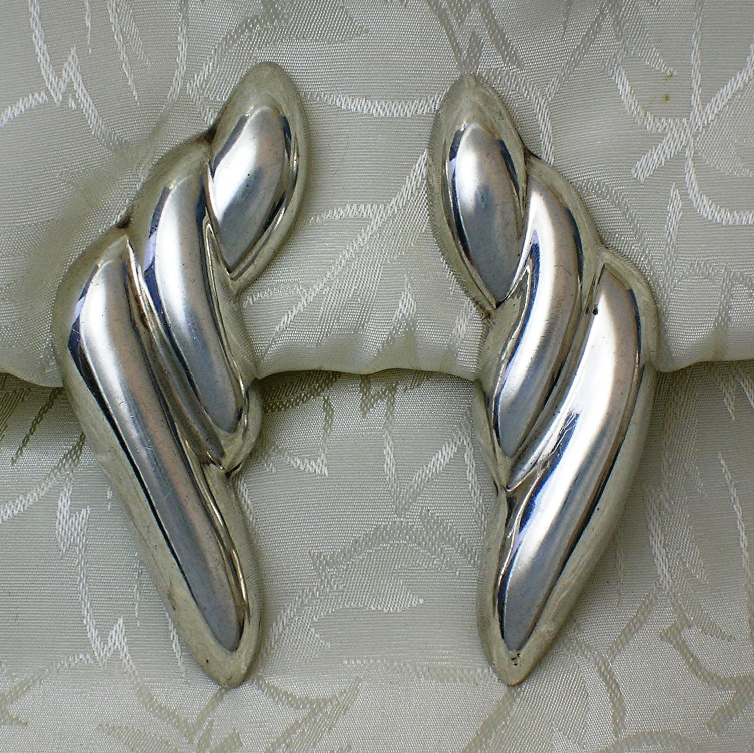 Taxco Mexico Sterling Silver Signed Clip Earrings