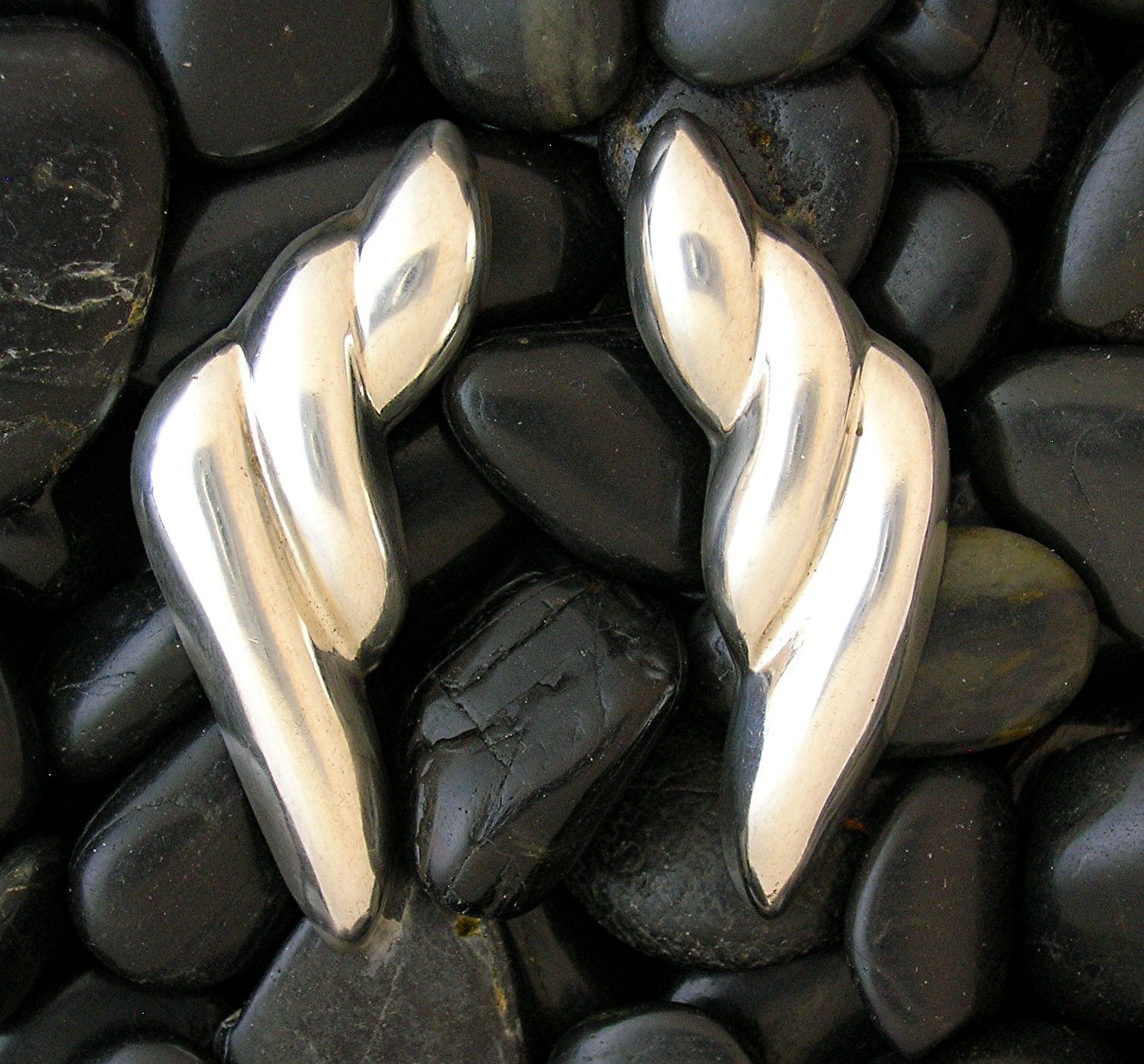 Taxco Mexico Sterling Silver Signed Clip Earrings