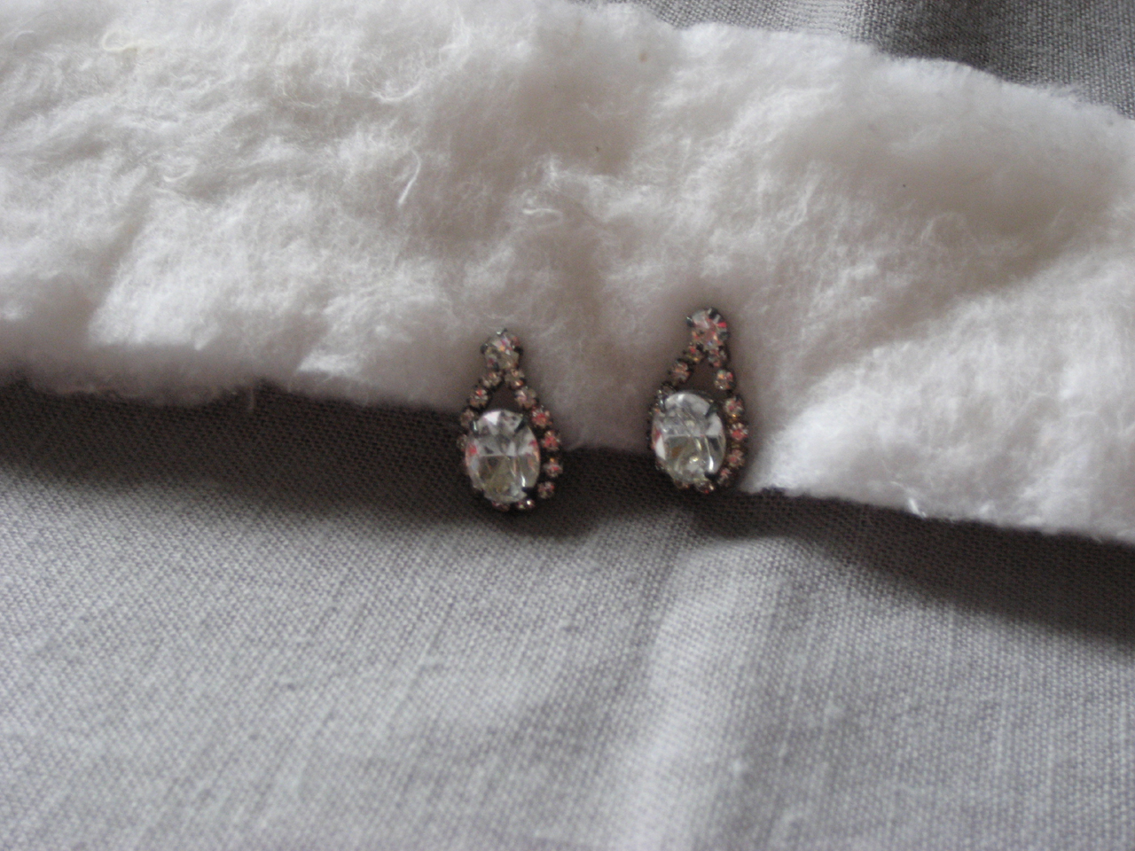 Rhinestone Pierce Earrings