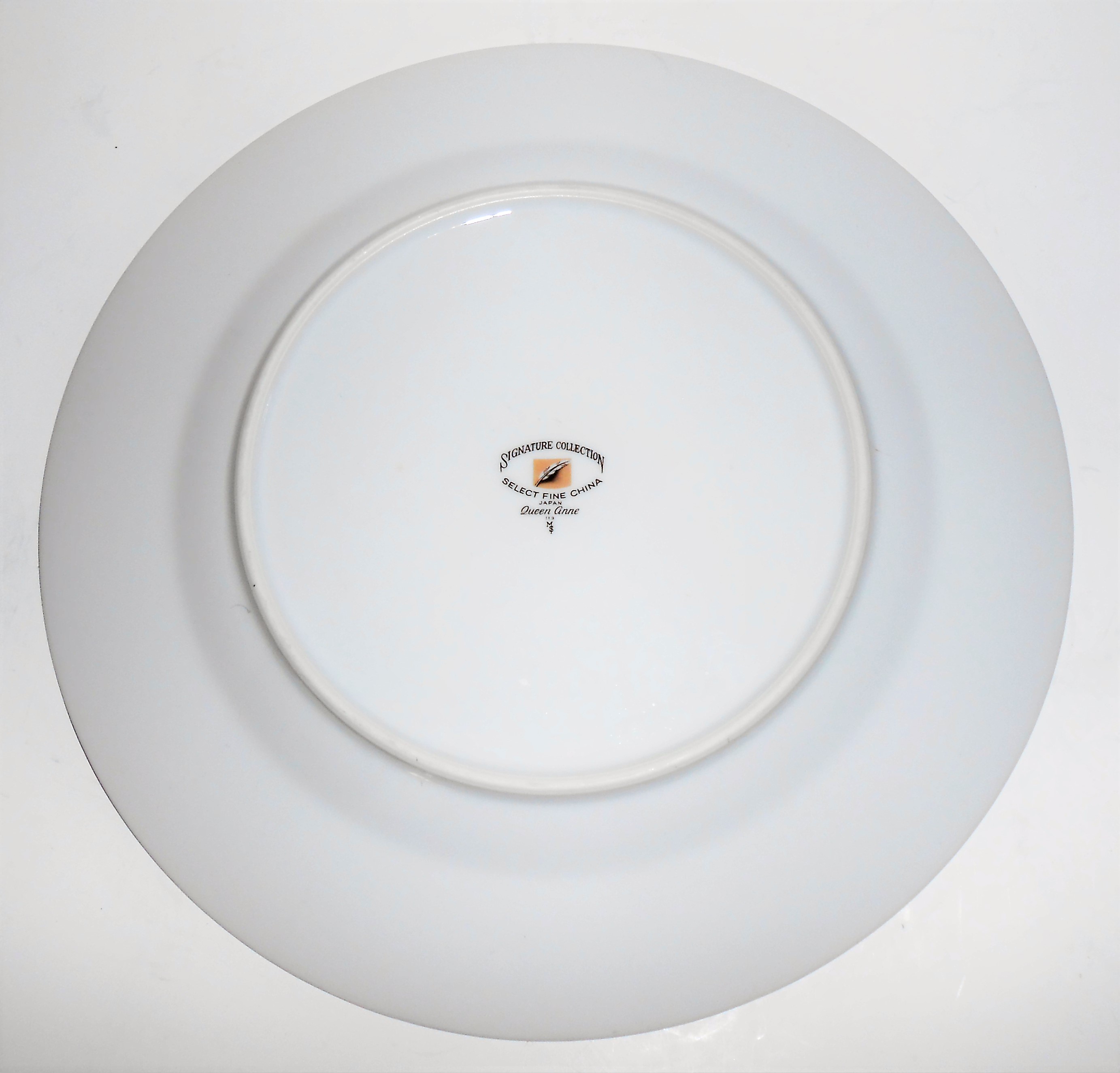 Signature Collection Fine China Porcelain Queen Anne D
