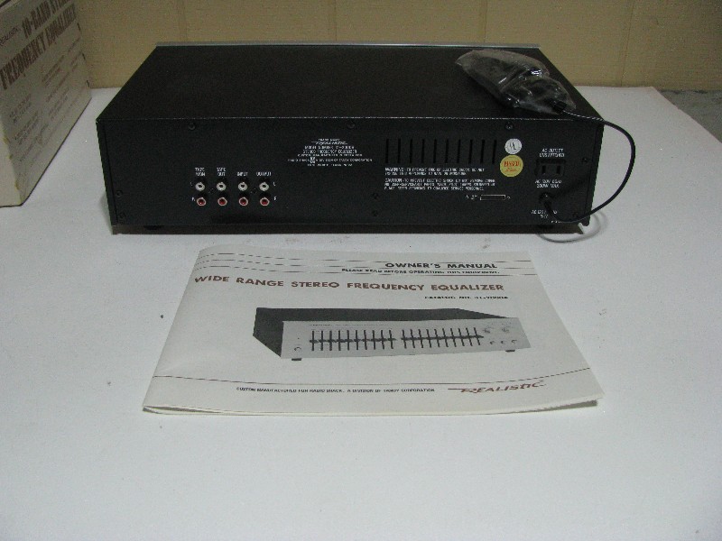 Vintage Realistic 31-2000A 10-Band Stereo Frequency Equalizer New In Original Box & Manual