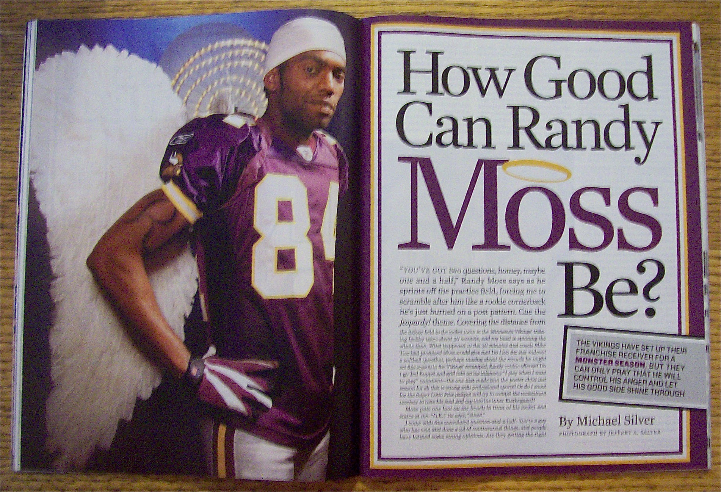 Sport Illustrated Magazine September 2, 2002 Randy Moss